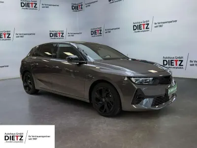 Usata Opel Astra 131 CV (96 kW) 2024 Grigio Berlina