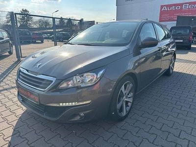 Gebraucht Peugeot 308 SW Active 110 PS (80 kW) 2015 Braun Kombi