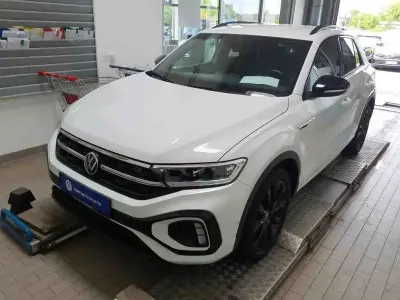 Gebraucht VW T-Roc Style 150 PS (110 kW) 2022 Weiß SUV