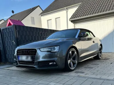 Gebraucht Audi A5 Cabriolet Comfort 177 PS (130 kW) 2015 Grau Cabrio