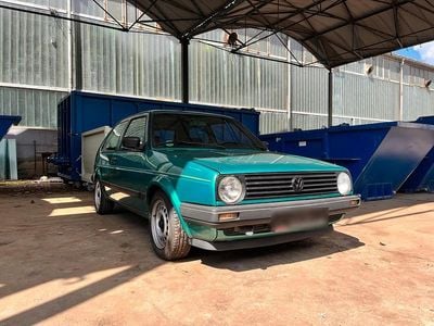 Second-hand VW Golf II 72 CP (52 kW) 1990 Verde Hatchback