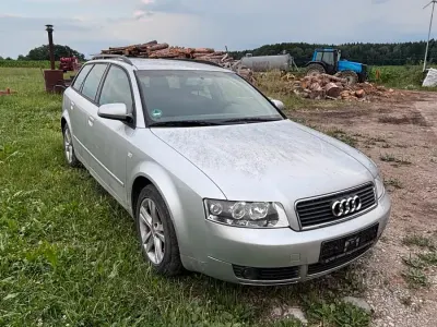 Gebraucht Audi A4 135 PS (99 kW) 2004 Silber Kombi