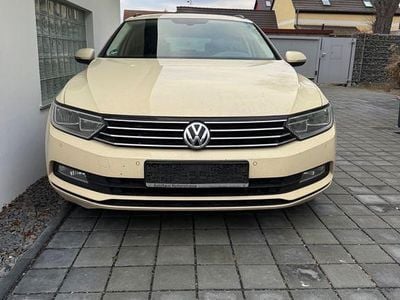 Beige Gebraucht 2019 VW Passat Kombi | 7.600 € (Guter Preis)