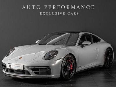 Porsche 911 Carrera 4 GTS