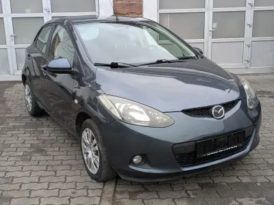 Gebraucht Mazda 2 75 PS (55 kW) 2009 Grau Kleinwagen