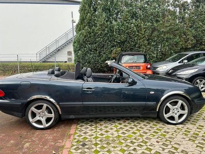 Mercedes CLK320