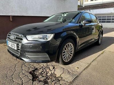 Schwarz Gebraucht 2013 Audi A3 Ambiente Limousine | 9.490 € (Fairer Preis)