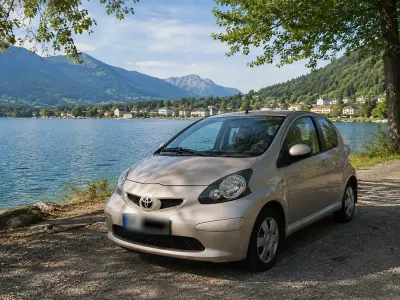 Gebraucht Toyota Aygo 68 PS (50 kW) 2007 Braun Kleinwagen