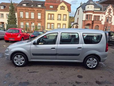 Grau Gebraucht 2010 Dacia Logan MCV Ambiance Kombi | 4.500 € (Teuer)