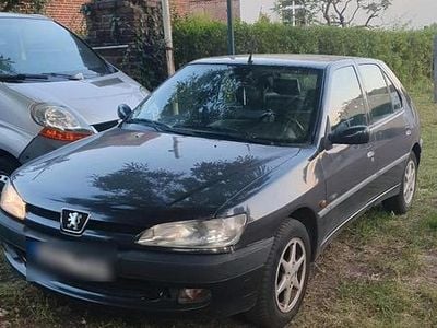 Peugeot 306