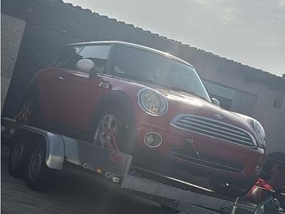 Gebraucht Mini Cooper 120 PS (88 kW) 2007 Rot Kleinwagen