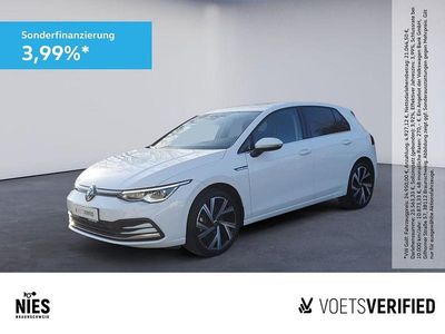 Gebraucht VW Golf VIII Style 190 PS (139 kW) 2024 Weiß Limousine