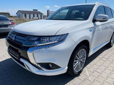 Mitsubishi Outlander P-HEV