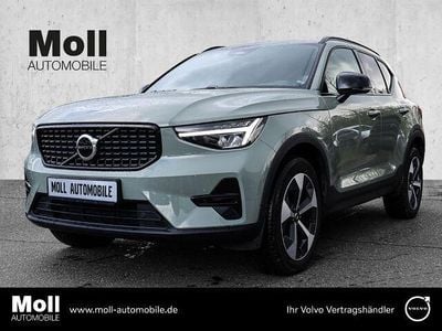Gebraucht Volvo XC40 Plus 163 PS (119 kW) 2023 Gruen SUV