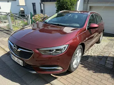 Używany Opel Insignia S 170 KM (125 kW) 2019 Czerwony Kombi