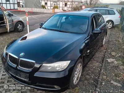 Gebraucht BMW 320 150 PS (110 kW) 2005 Limousine