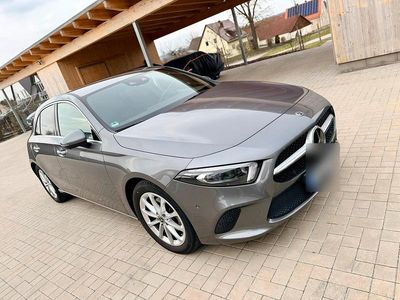 Usata Mercedes A200 163 CV (119 kW) 2019 Grigio Berlina