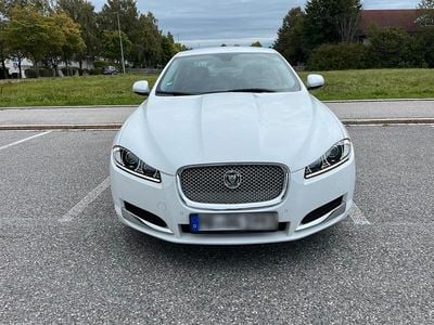 Weiß Gebraucht 2012 Jaguar XF Limousine | 9.250 € (Fairer Preis)
