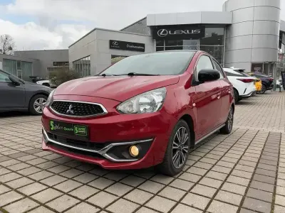 Gebraucht Mitsubishi Space Star Diamant Edition 80 PS (58 kW) 2019 Amarenarot / magicschwarz (m Kleinwagen