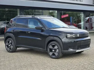 Gebraucht Fiat Grande Panda La Prima 101 PS (74 kW) 2026 Schwarz Kleinwagen