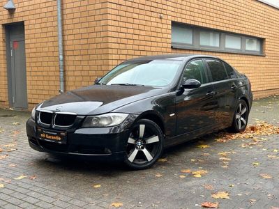 Gebraucht BMW 318 Advantage 129 PS (94 kW) 2006 Schwarz Limousine