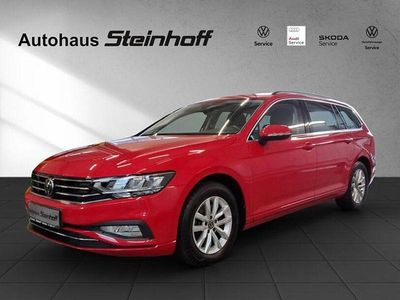 Rot Gebraucht 2023 VW Passat Kombi | 21.990 € (Superpreis)