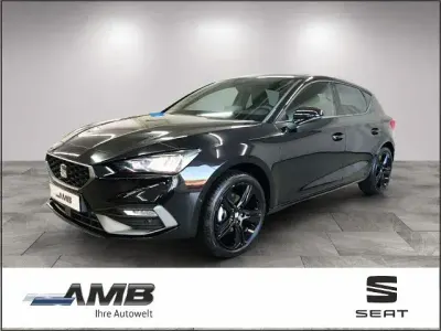 Neu Seat Leon Black Edition 150 PS (110 kW) 2026 Schwarz Limousine