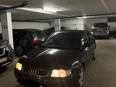 Gebraucht Audi A3 150 PS (110 kW) 2002 Schwarz Kleinwagen
