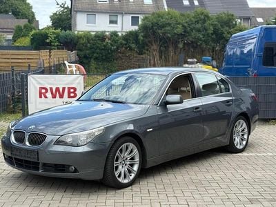 Gebraucht BMW 525 197 PS (144 kW) 2005 Grau Limousine