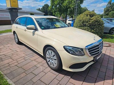 Mercedes E200
