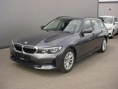Używany BMW 320 204 KM (150 kW) 2021 Szary Kombi