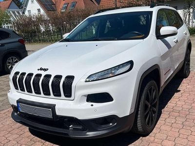 Usado Jeep Cherokee Night Eagle 200 HP (147 kW) 2016 Branco SUV