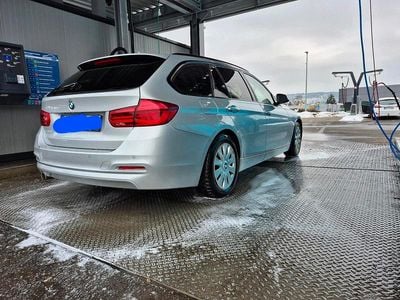 Silber Gebraucht 2017 BMW 318 Kombi | 13.700 € (Fairer Preis)