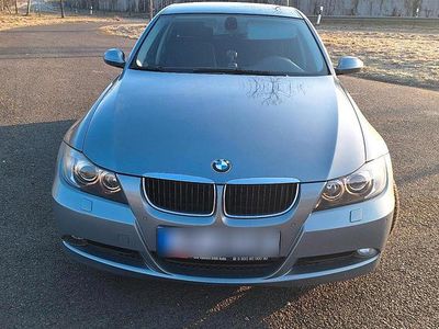 Gebraucht BMW 325 218 PS (160 kW) 2005 Silber Limousine