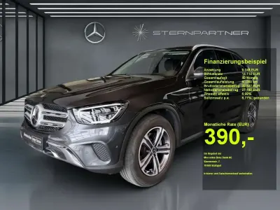 Gebraucht Mercedes GLC220 194 PS (142 kW) 2022 Grau SUV
