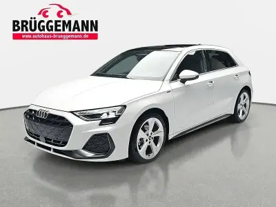 Używany Audi A3 S-Line 150 KM (110 kW) 2025 Biały Sedan/Limuzyna