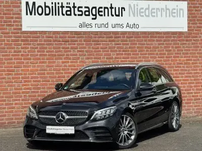 Gebraucht Mercedes C300 AMG line 245 PS (180 kW) 2020 Grau Limousine