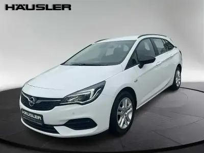 Usata Opel Astra Edition 110 CV (80 kW) 2022 Bianco Utilitaria