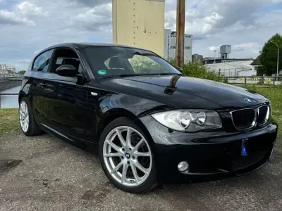 Gebraucht BMW 116 M Sport 122 PS (89 kW) 2011 Schwarz Kleinwagen
