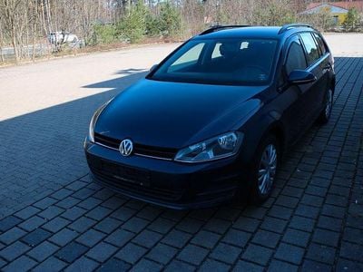 Gebraucht VW Golf VII Trendline 105 PS (77 kW) 2013 Blau Kombi