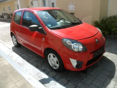 Gebraucht Renault Twingo 75 PS (55 kW) 2011 Rot Kleinwagen