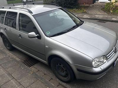 Gebraucht VW Golf IV Trendline 101 PS (74 kW) 2002 Grau Kombi