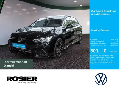 Gebraucht VW Golf VIII R-line 150 PS (110 kW) 2024 Schwarz / grenadillschwarz Limousine