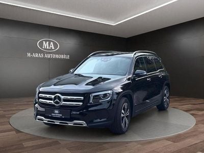 Mercedes GLB220