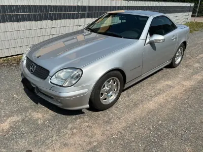 Gebraucht Mercedes SLK200 163 PS (119 kW) 2002 Silber Cabrio