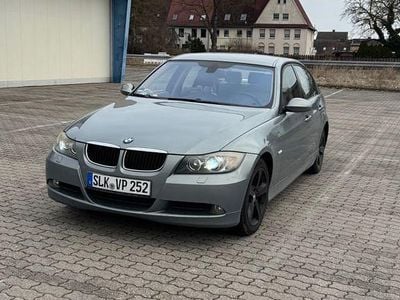 Gebraucht BMW 318 129 PS (94 kW) 2006 Blau Limousine