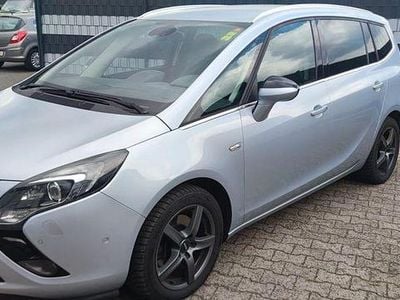 Second-hand Opel Zafira 194 CP (142 kW) 2013 Albastru Monovolum