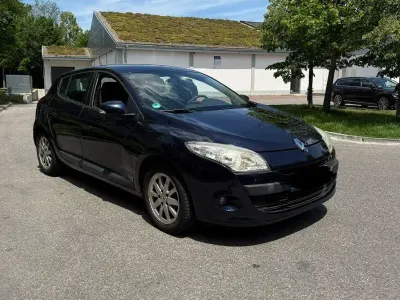 Gebraucht Renault Mégane 101 PS (74 kW) 2009 Schwarz Limousine