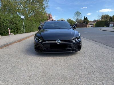 Second-hand VW Arteon R-line 190 CP (139 kW) 2019 Negru Hatchback