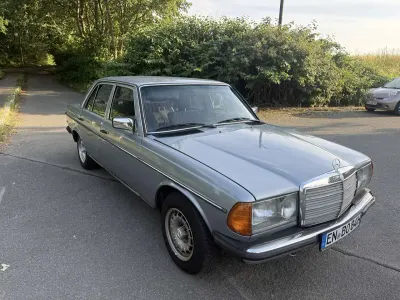 Gebraucht Mercedes 240 72 PS (52 kW) 1984 Limousine